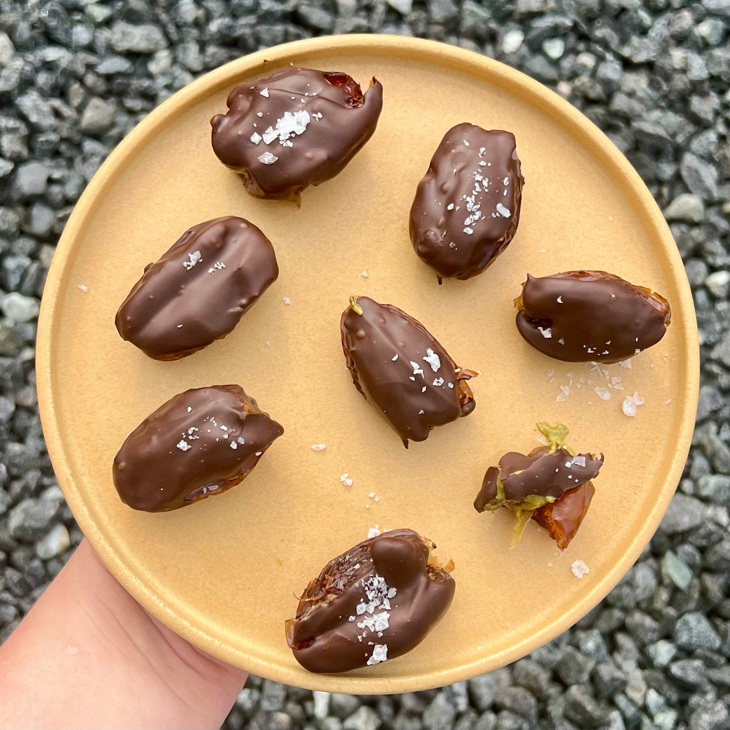 Dubai chokolade dadler | Dadler med pistacie og chokolade