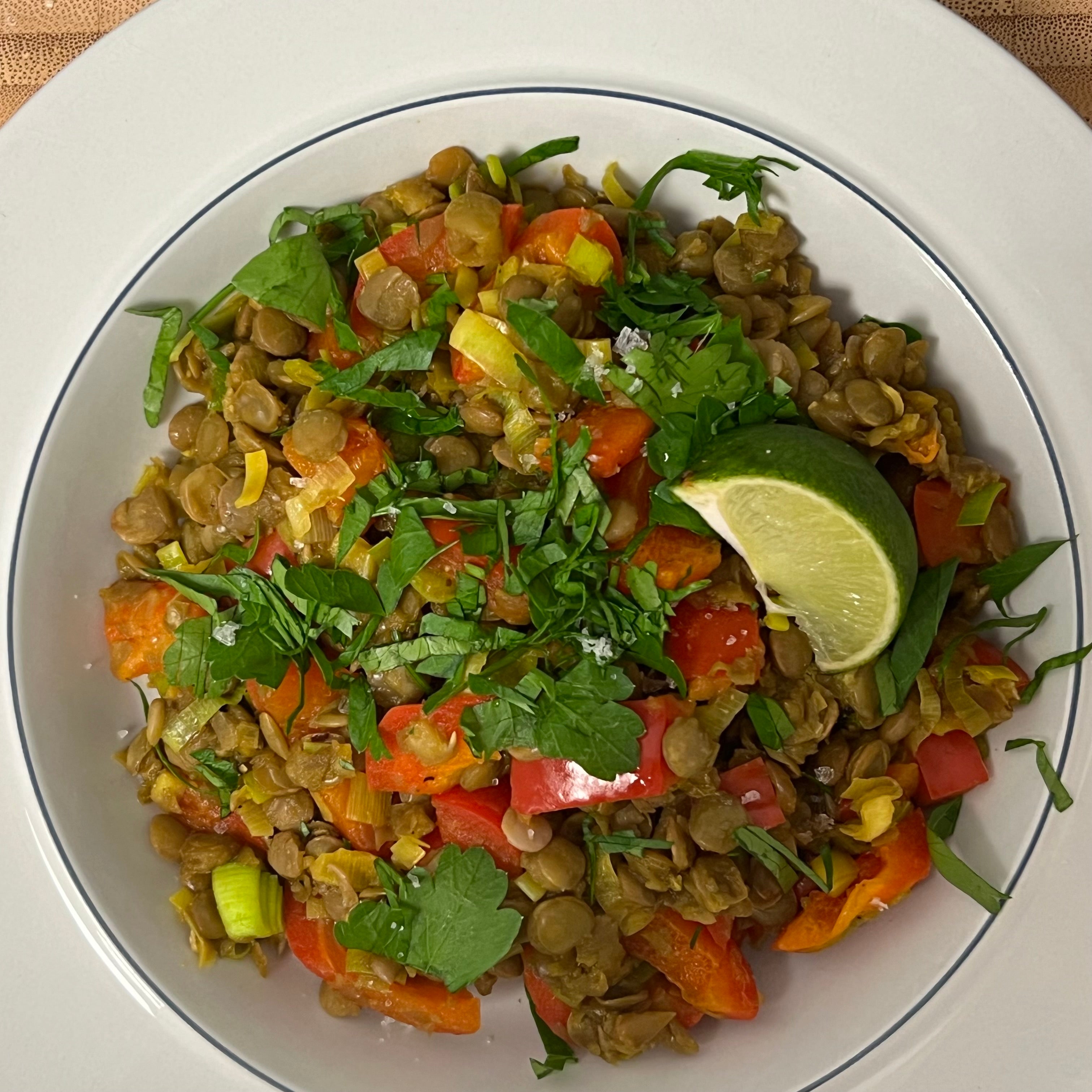 Linsesalat | Salat med grønne linser og porre