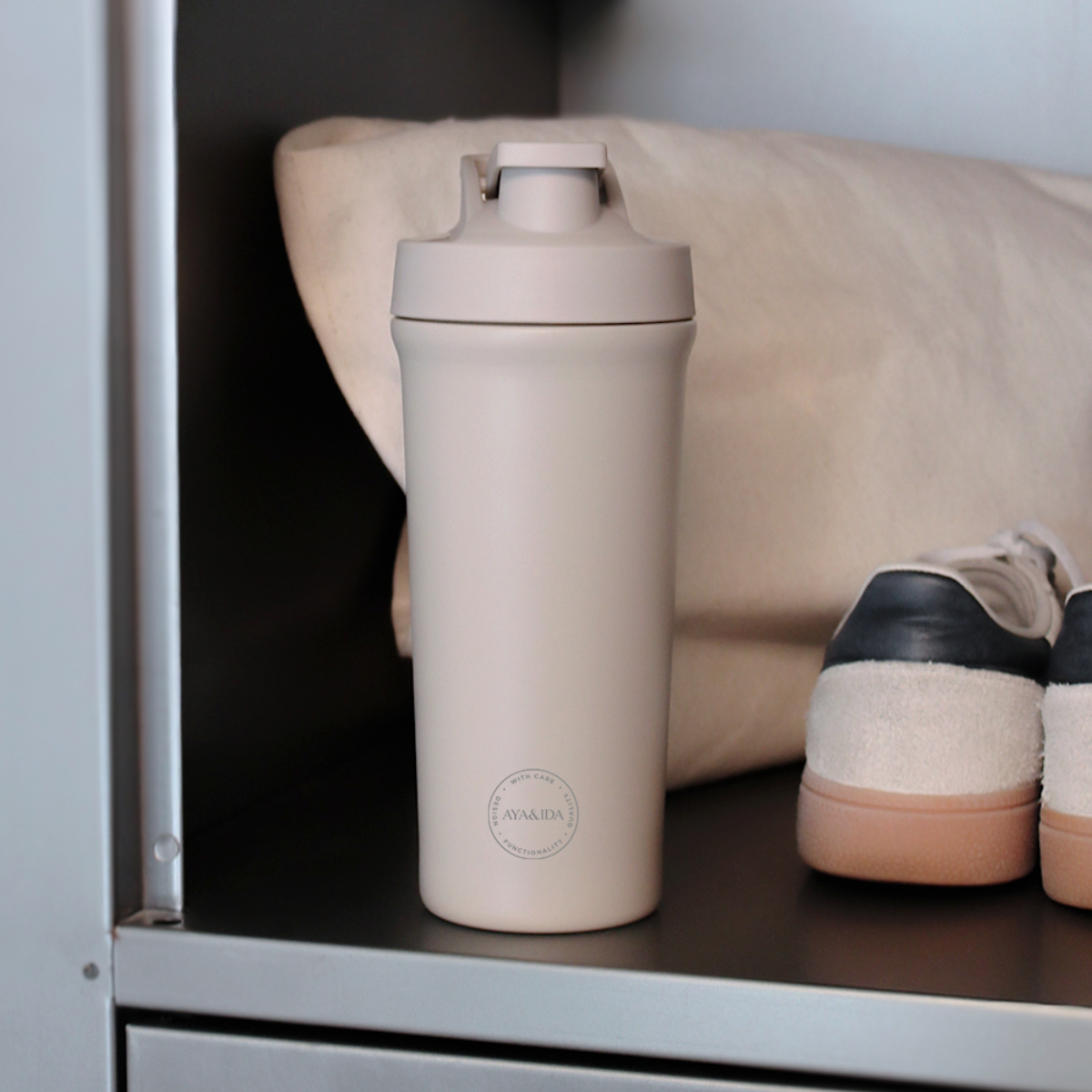 AYA&IDA Shaker 750 ml, Beige