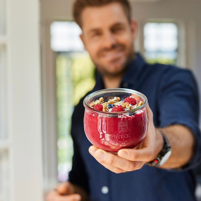 Hindbærdrøm | Smoothiebowl med hindbær, avocado og rødbede