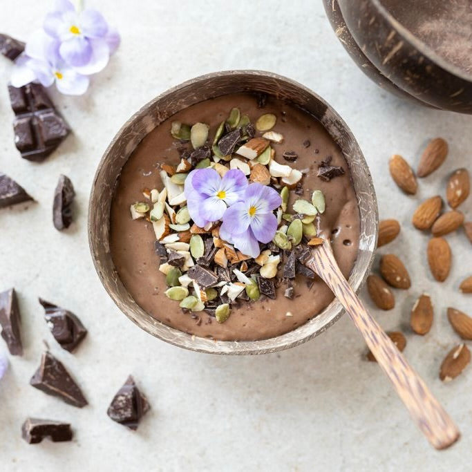 Lakrids & chokolademousse | Mousse med kakao, lakrids, bananer og kokosmælk