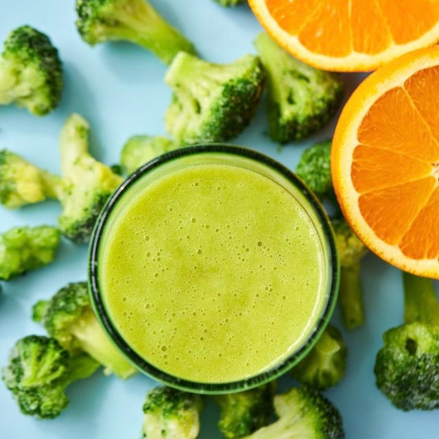 Broccoli booster | Smoothie med broccoli & appelsin