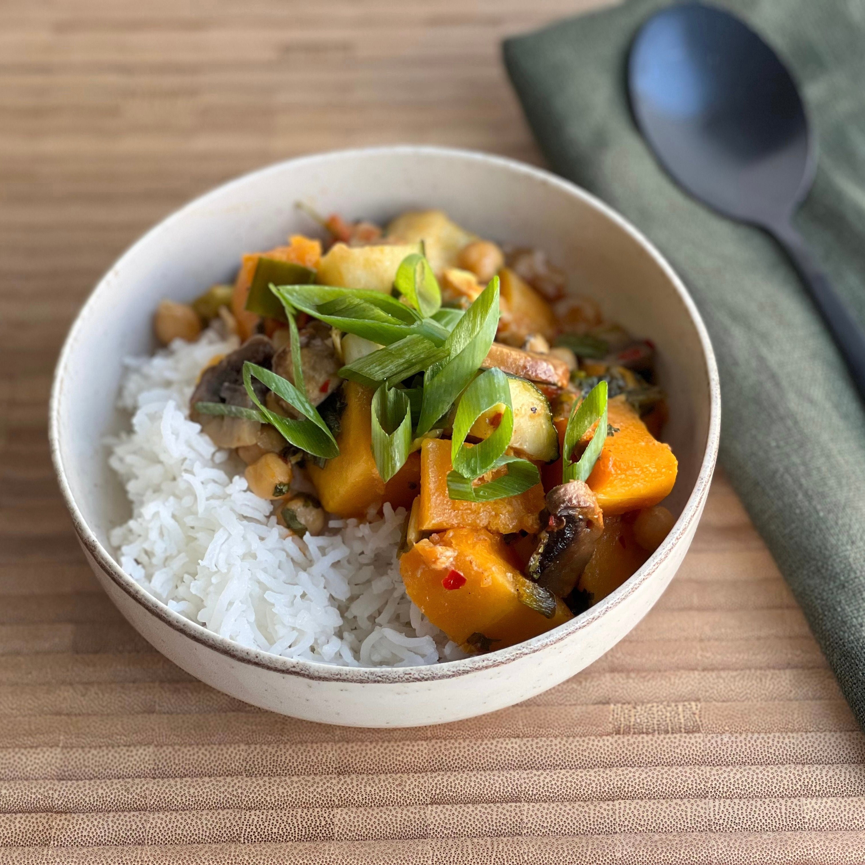 Butternut med rød karry | Karry med butternut squash og kokosmælk