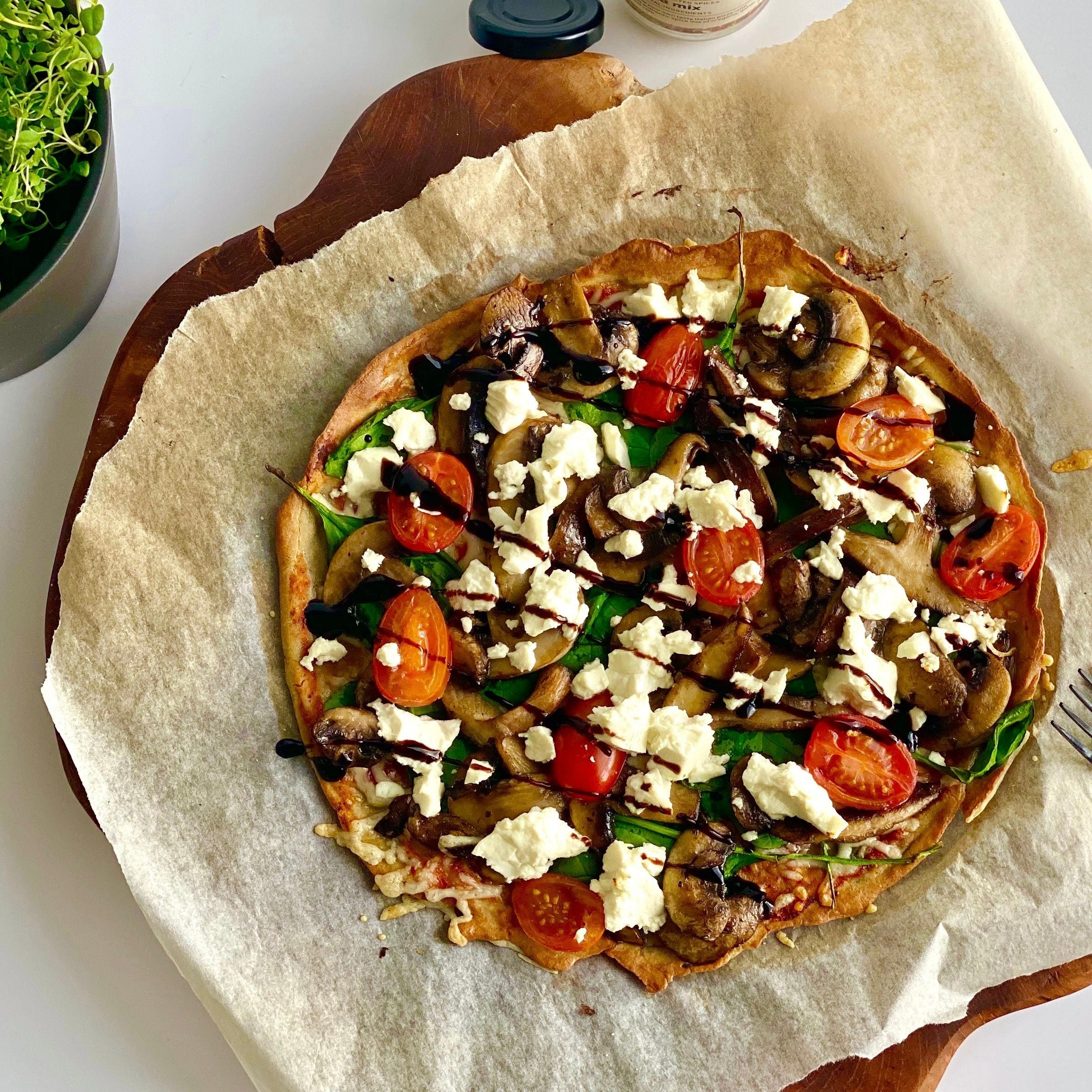 Hvid quinoapizza | Glutenfri og vegansk pizza med hvid quinoa