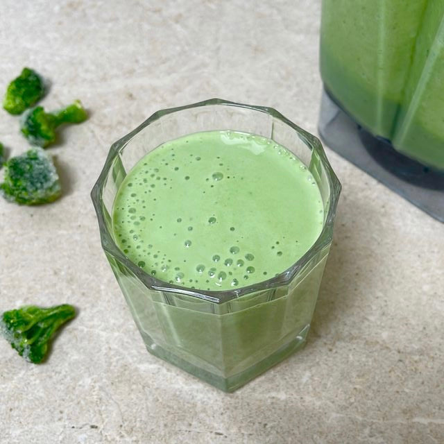 Overgangssmoothie | Smoothie med grønkål og broccoli