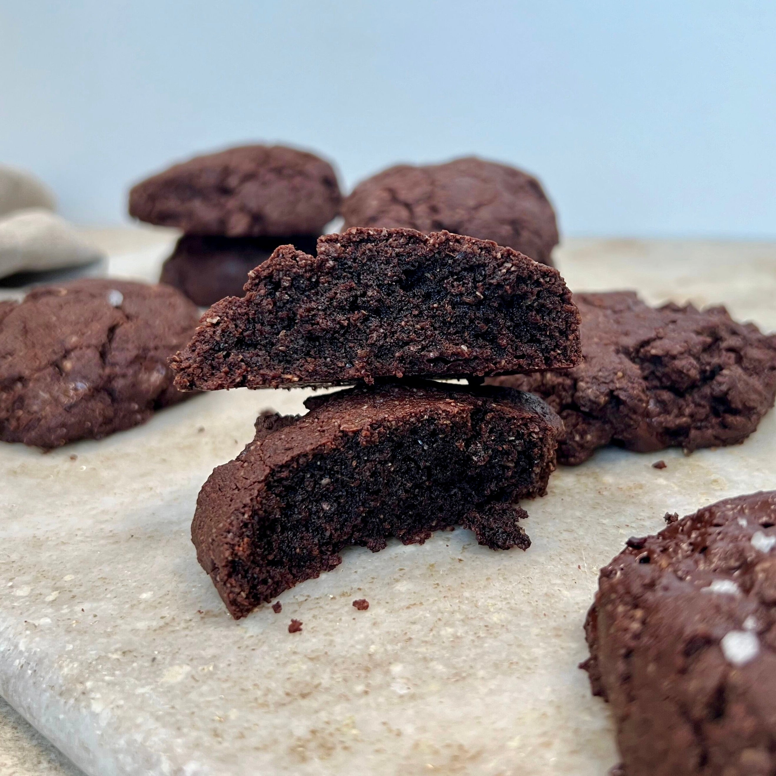 Chokoladecookies | Cookies med dadler og chokolade